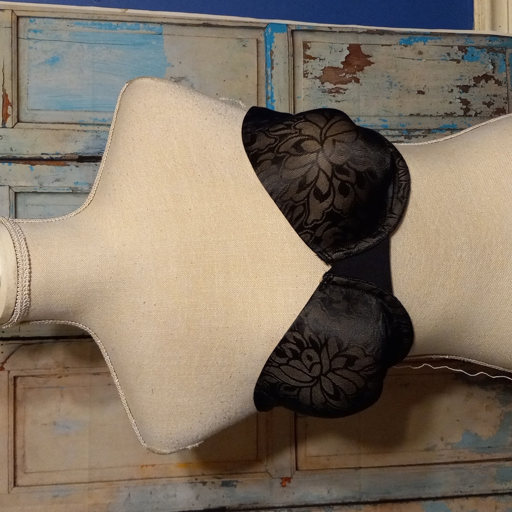 2oz Sweet nothings by Maiden form strapless bra